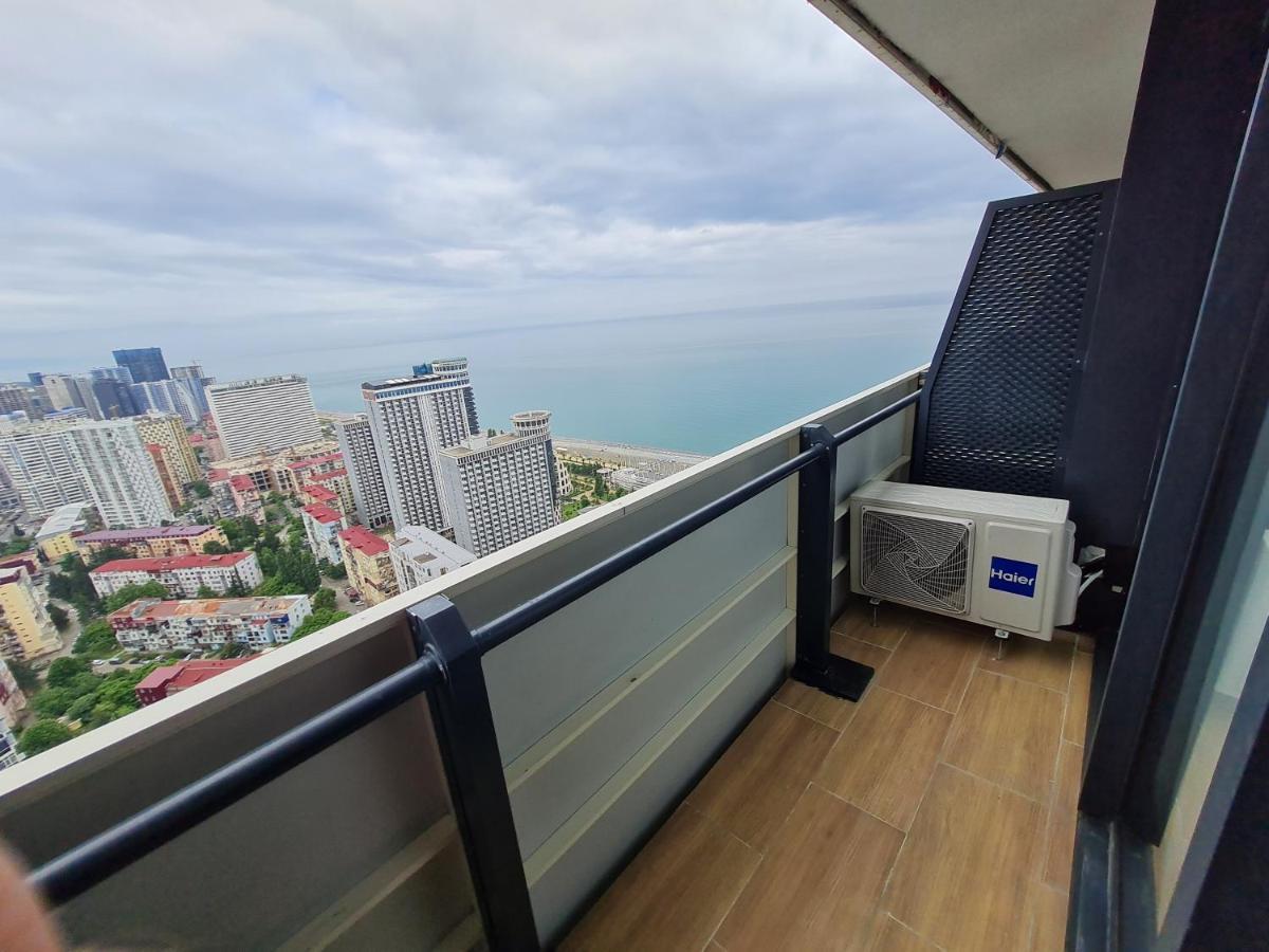 Hotel Orbi City Sea Horizon Батуми Экстерьер фото