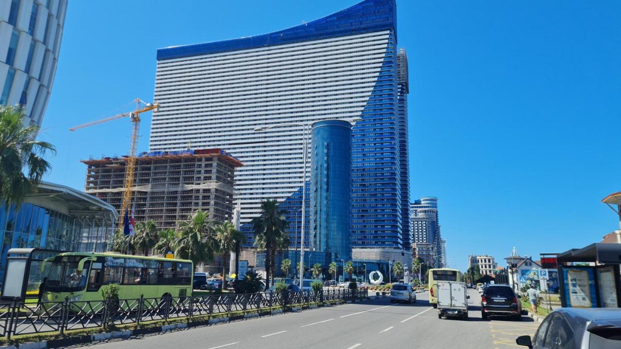Hotel Orbi City Sea Horizon Батуми Экстерьер фото